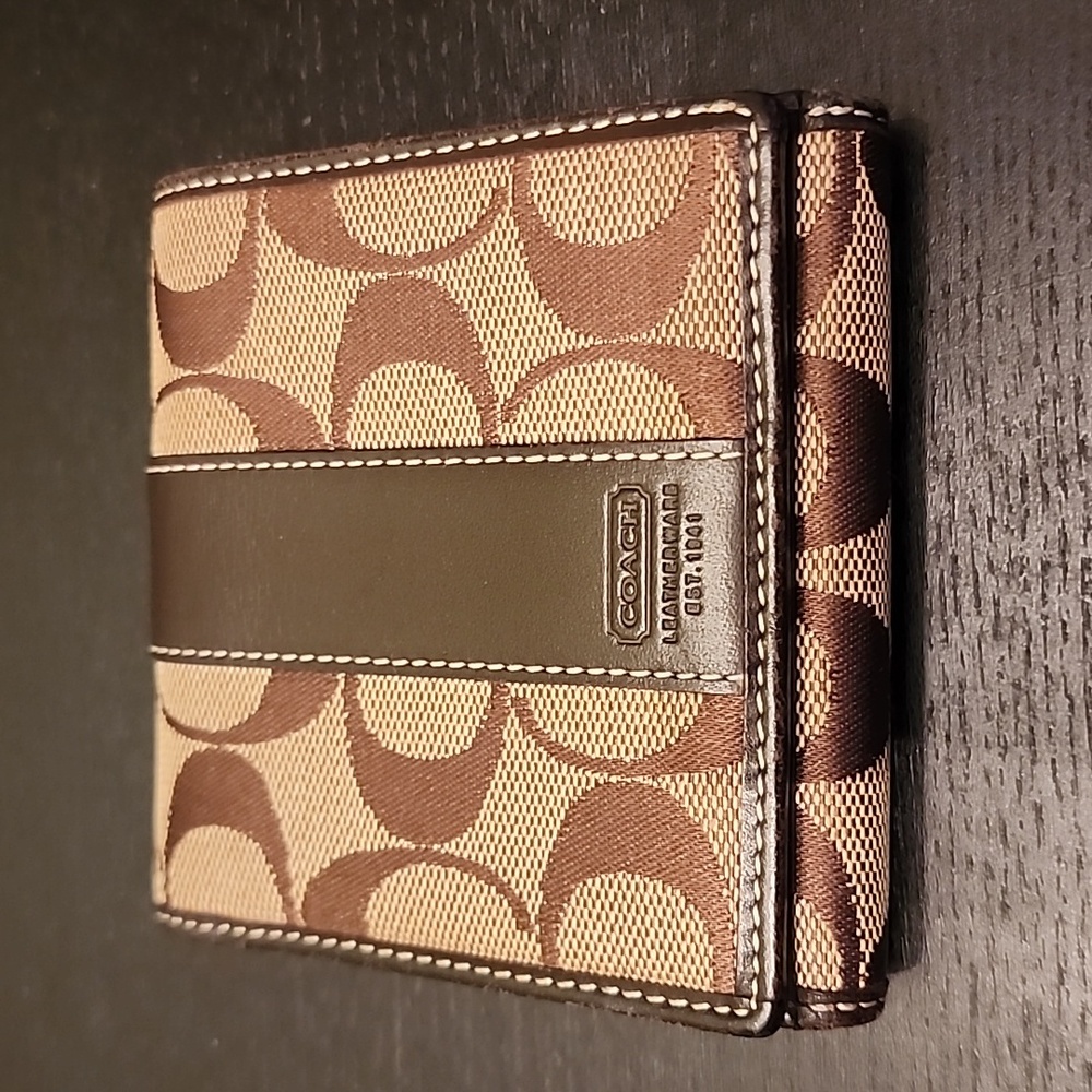 Coach wallet